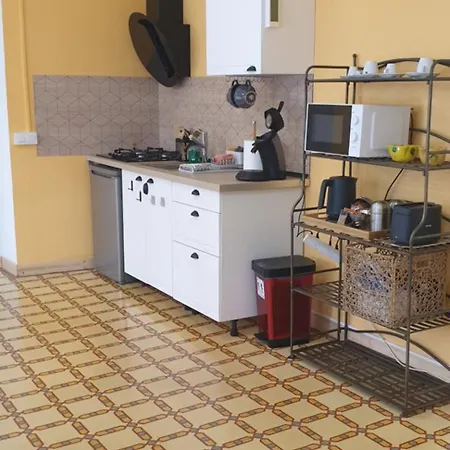 Apartamento Face Aux Musée Dali, Charme Catalan