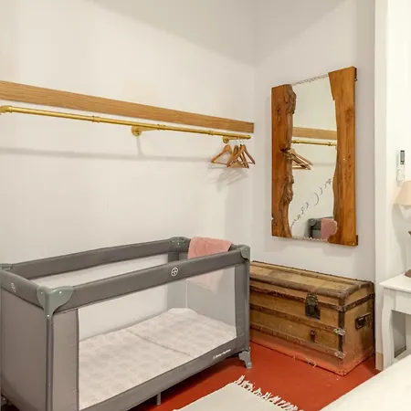 Apartamento Face Aux Musée Dali, Charme Catalan *